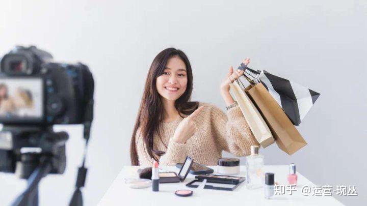 直播带货七类「话术技巧」,没做过销售也能用! 直播带货七类「话术技巧」,没做过销售也能用!